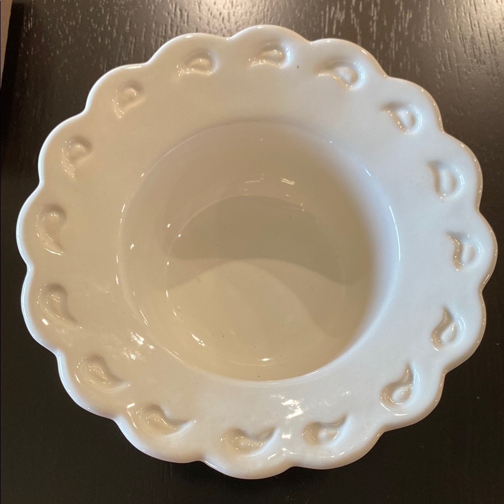Vintage California U.S.A. MCM Cream Bowl!